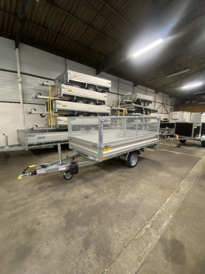 REMORQUE BENNE POMPE MANUELLE  HUK152715